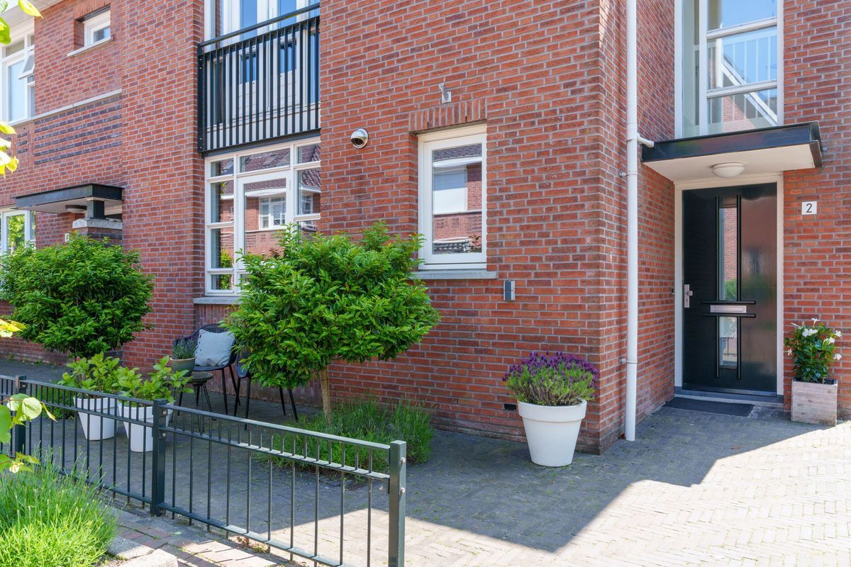 Nicolaas Basterthof 2 Photo Blur 6