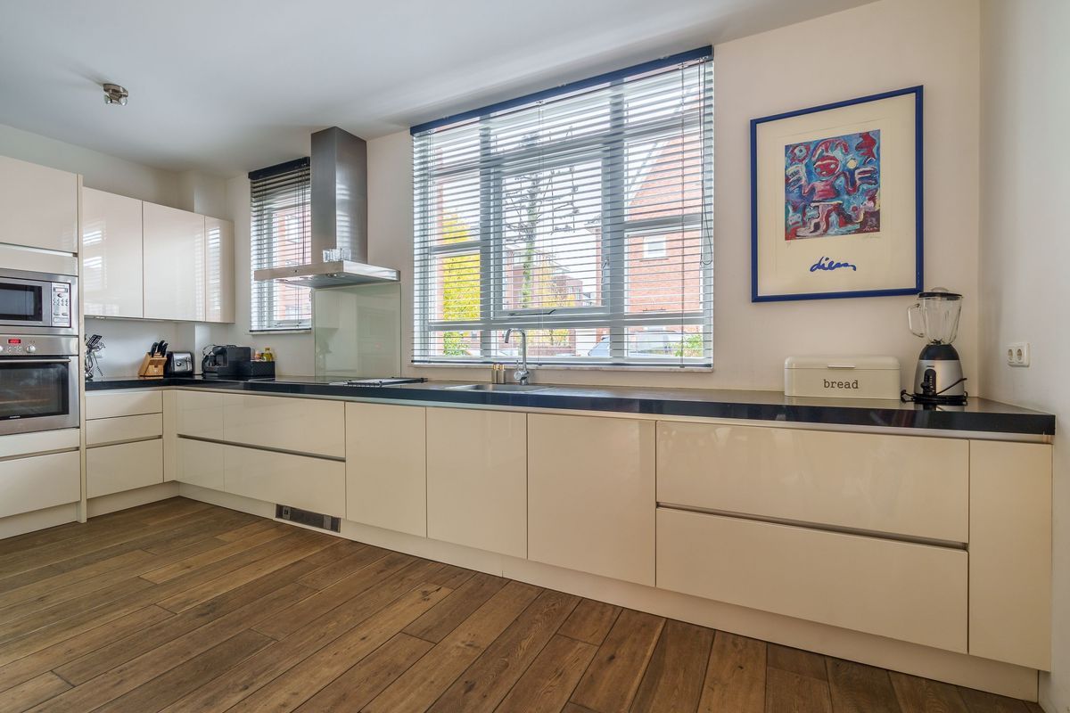 Nicolaas Basterthof 2 Photo Blur 14