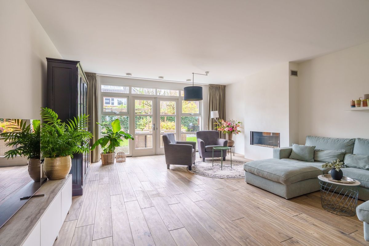 Nicolaas Basterthof 2 Photo Blur 18