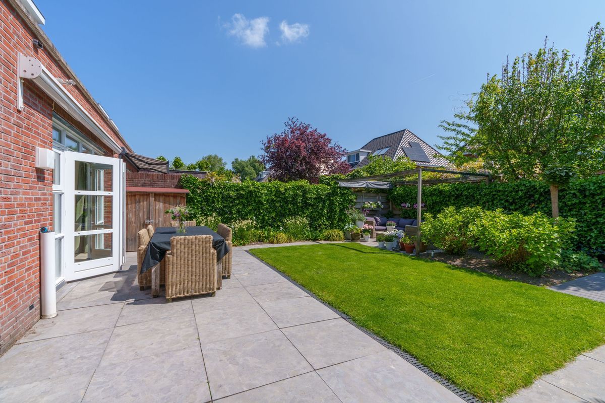 Nicolaas Basterthof 2 Photo Blur 35