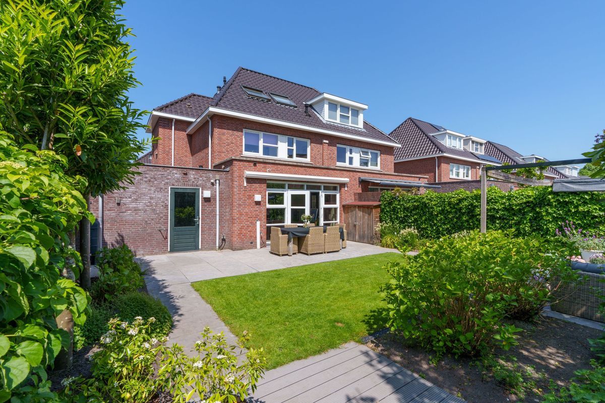 Nicolaas Basterthof 2 Photo Blur 40