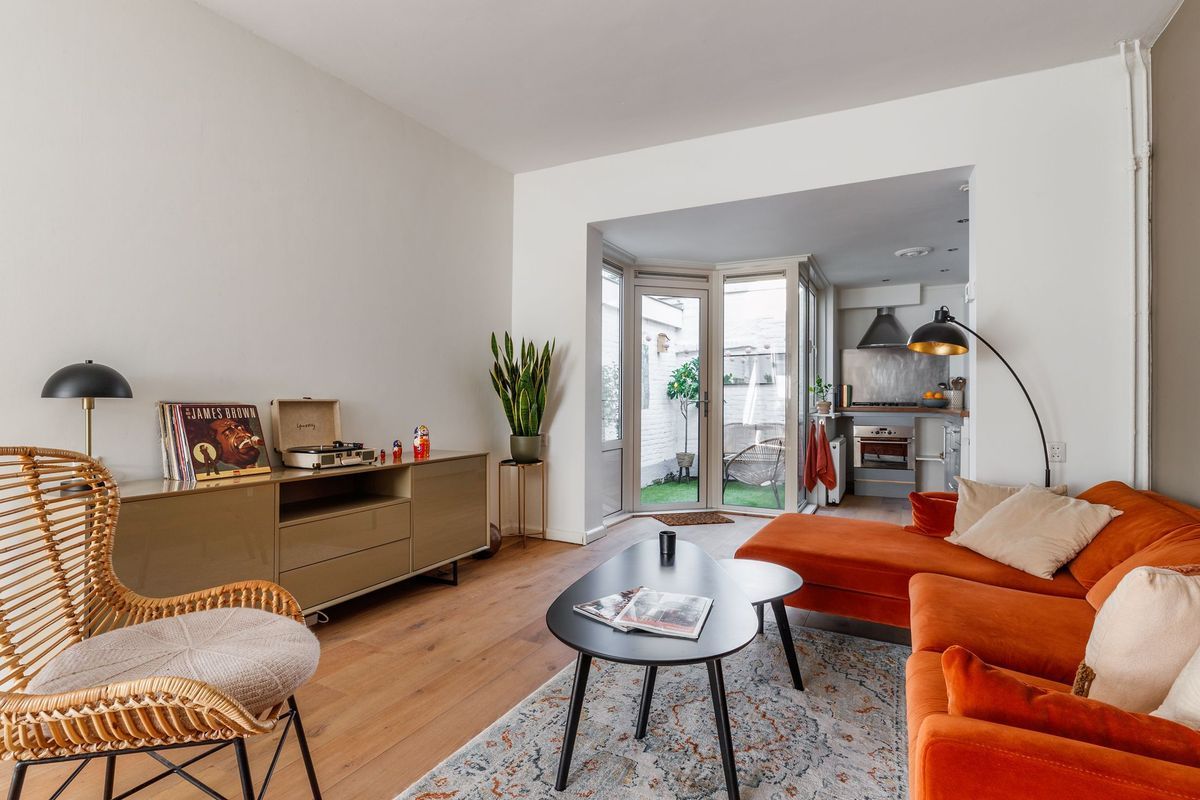 Oudwijkerdwarsstraat 80 Photo Blur 10