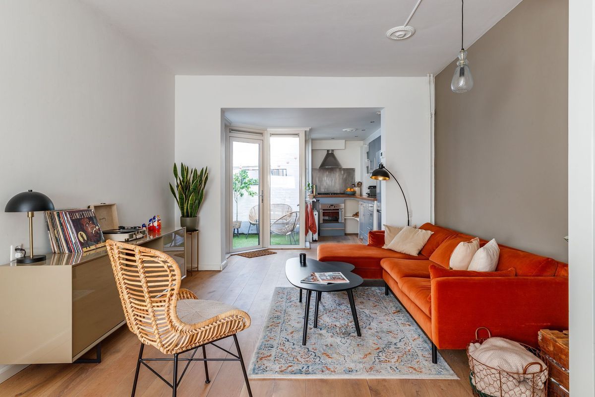 Oudwijkerdwarsstraat 80 Photo Blur 9