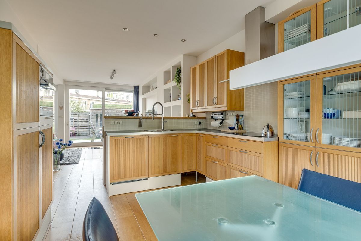 Prof. van Bemmelenlaan 48 Photo Blur 7