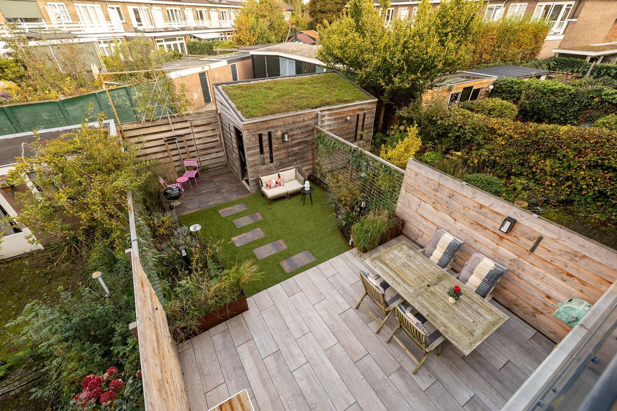 Prof. van Bemmelenlaan 48 Photo Blur 24