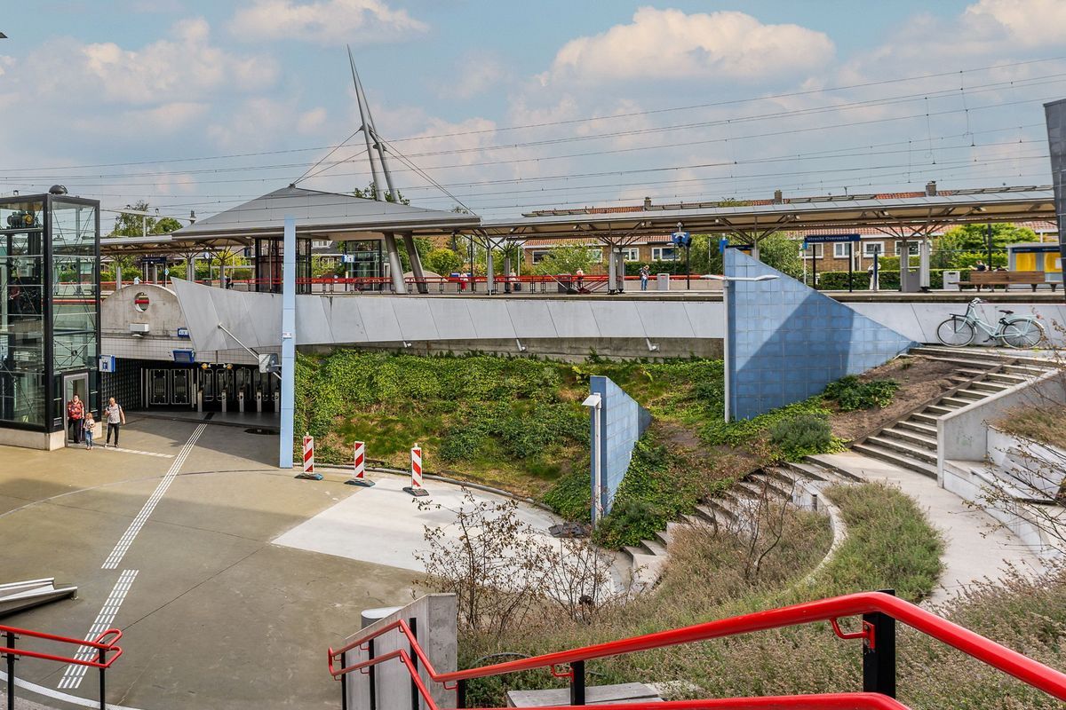 Prof. van Bemmelenlaan 48 Photo Blur 37