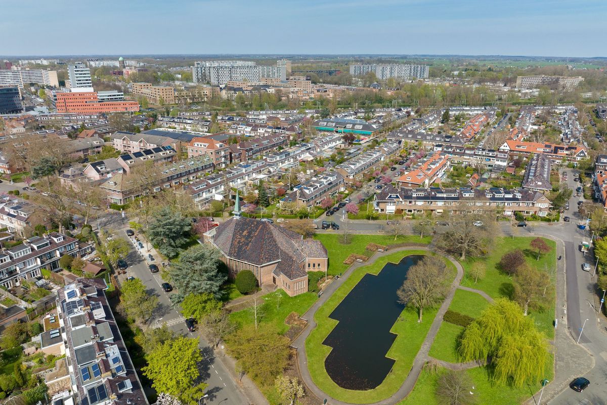 Prof. van Bemmelenlaan 48 Photo Blur 38