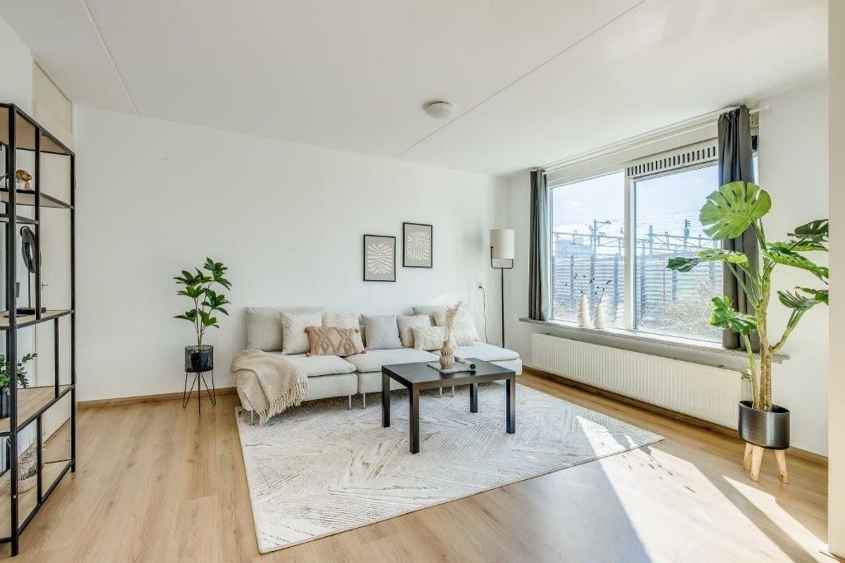 Spijkerstraat 16 Photo Blur 7