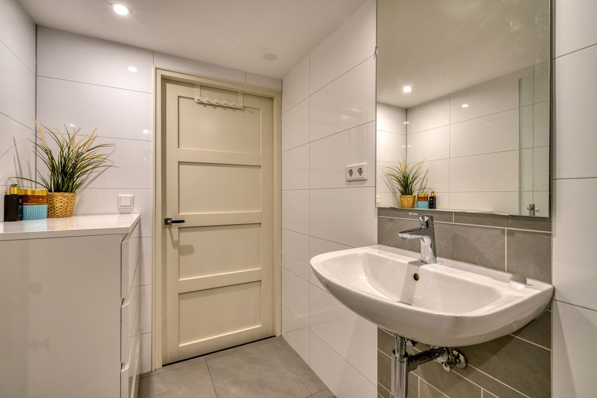 Van Diemenstraat 24-bis Photo Blur 34