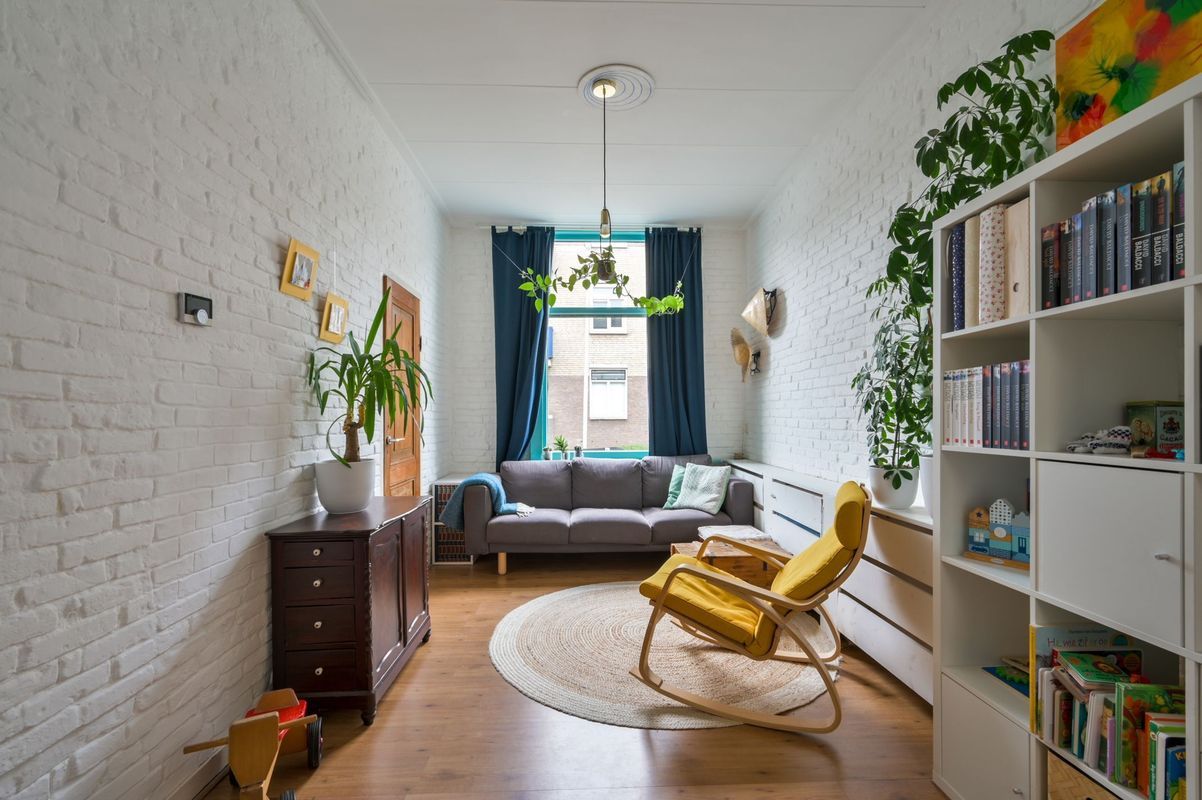 Bankstraat 40 Photo Blur 9