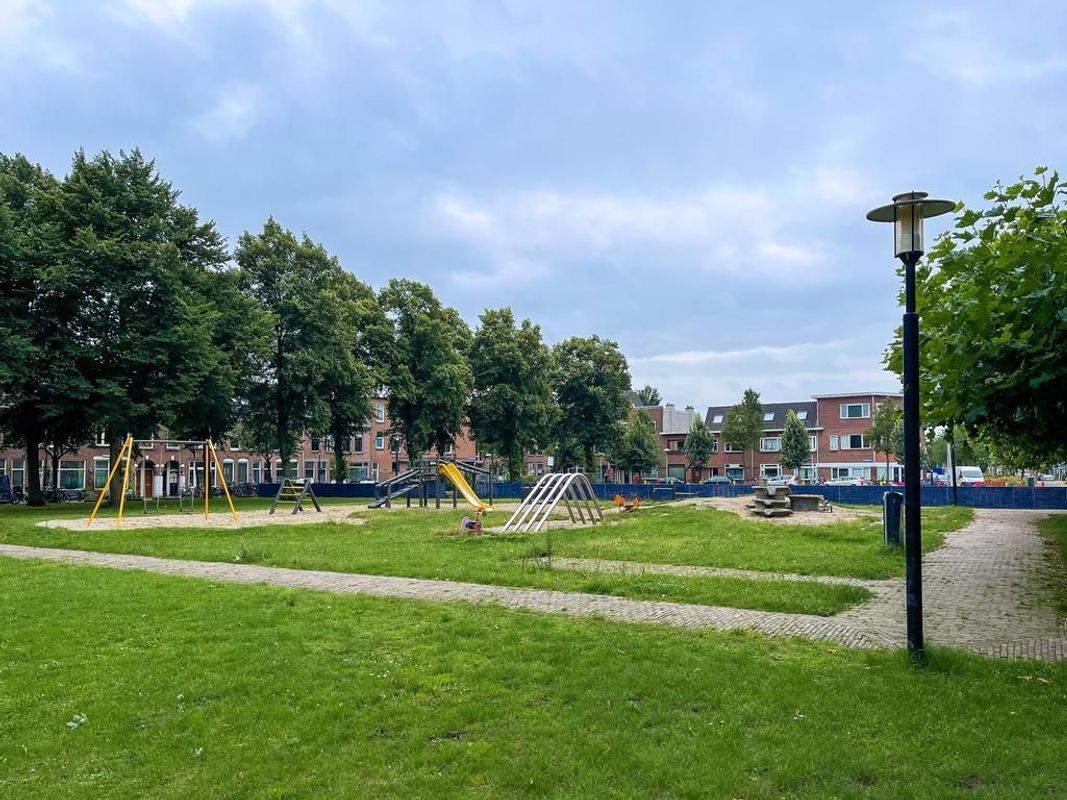 Van Lennepstraat 4-Bis Photo Blur 18