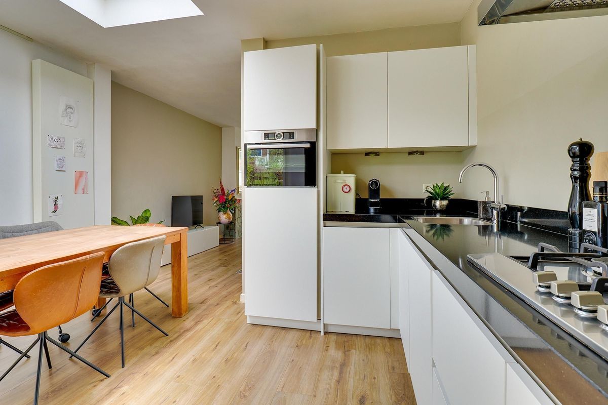 Jekerstraat 47 Photo Blur 17