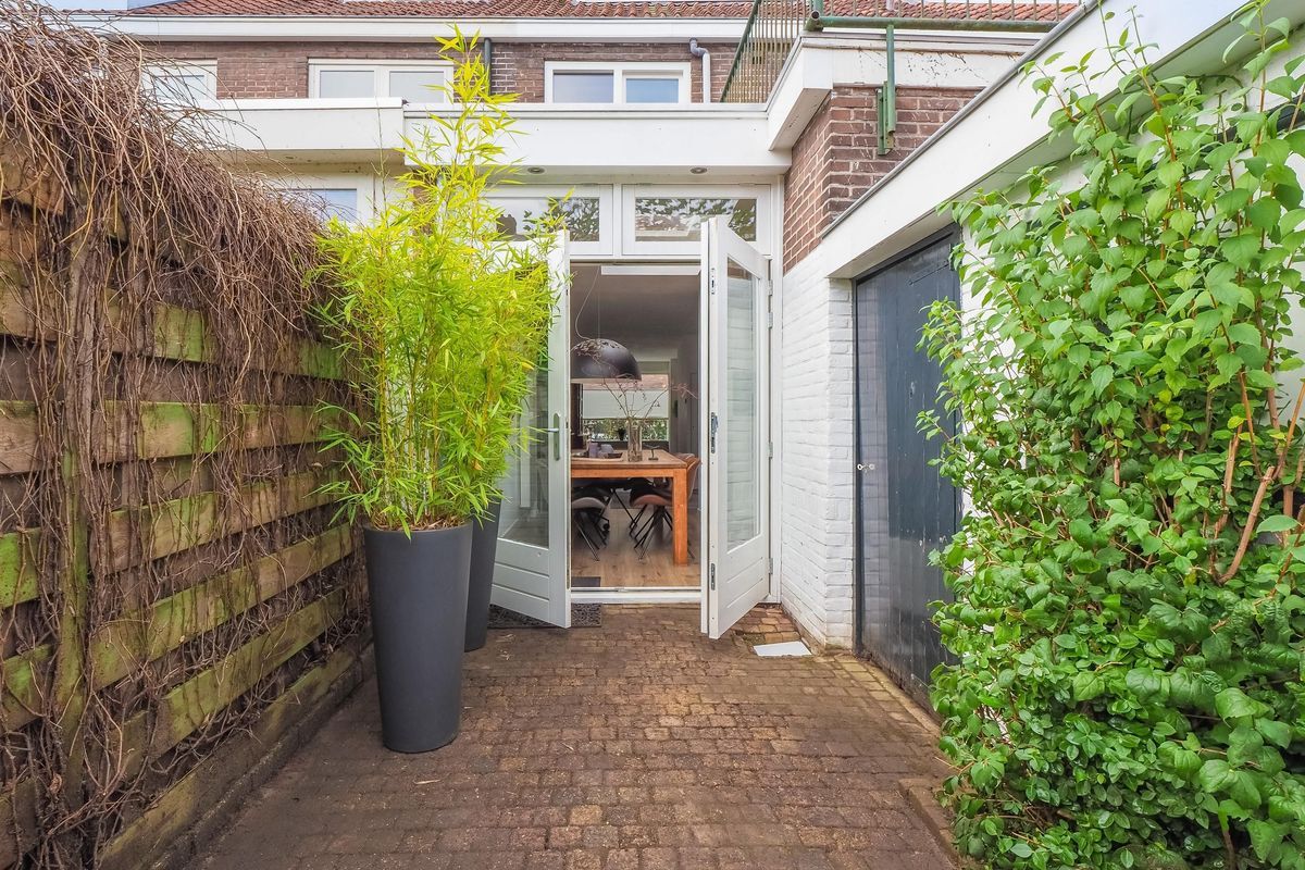 Jekerstraat 47 Photo Blur 22