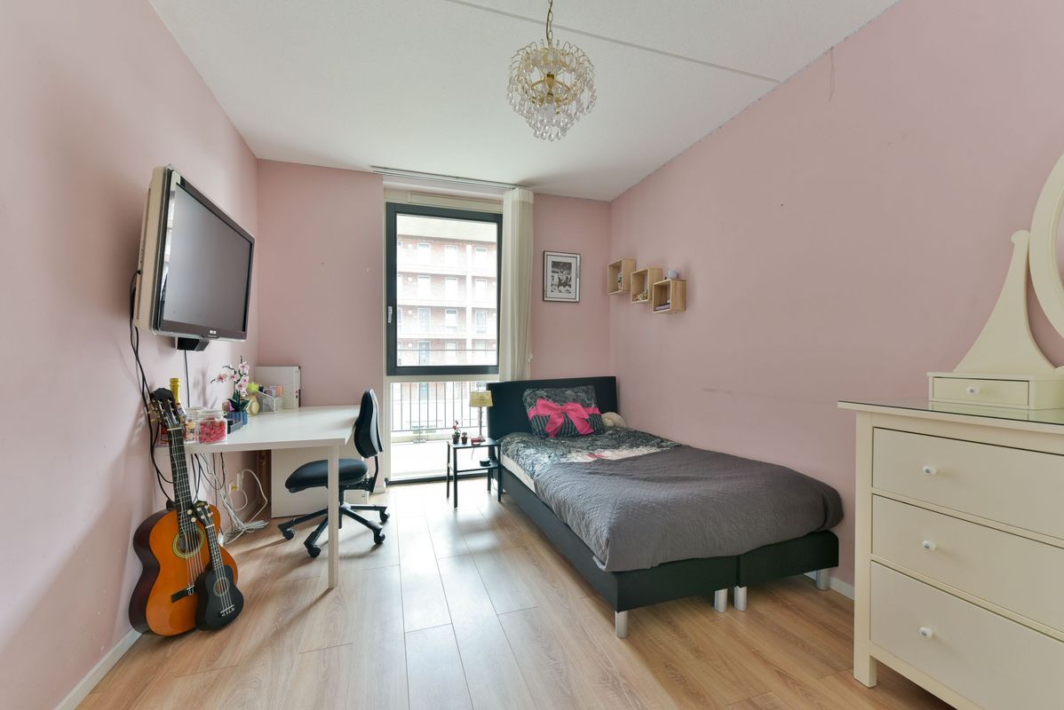 San Marinostraat 87 Photo Blur 25