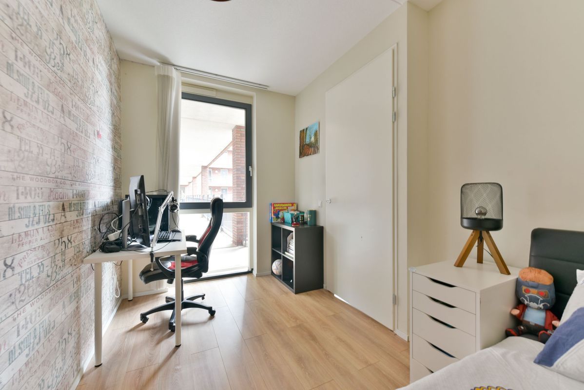 San Marinostraat 87 Photo Blur 29