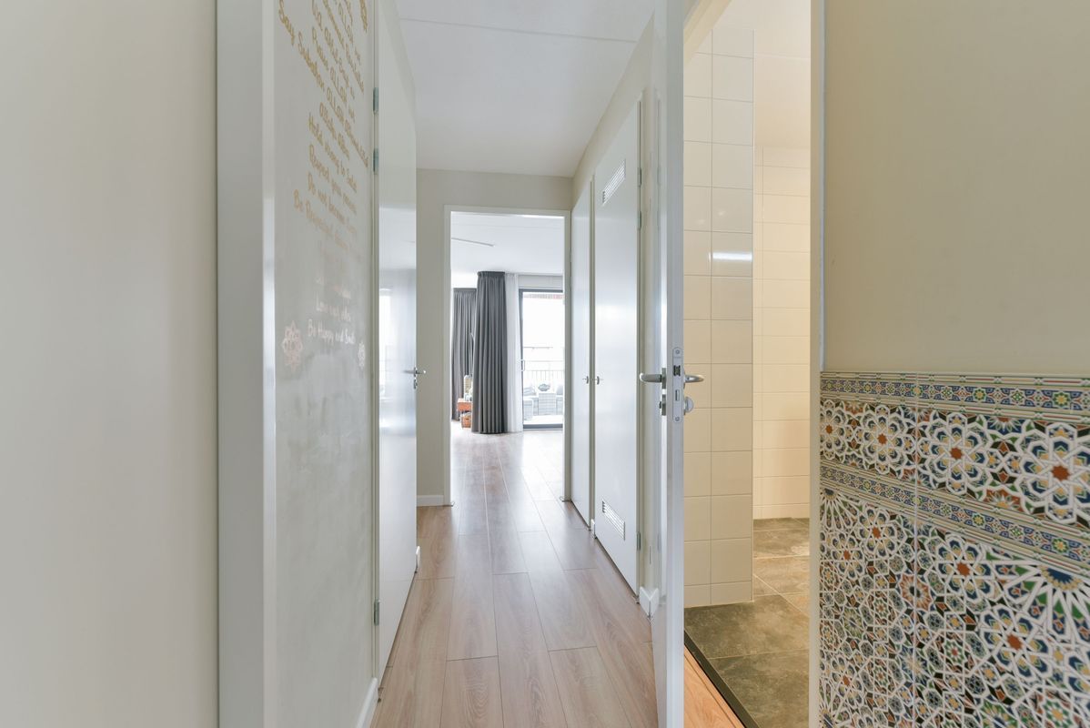 San Marinostraat 87 Photo Blur 30