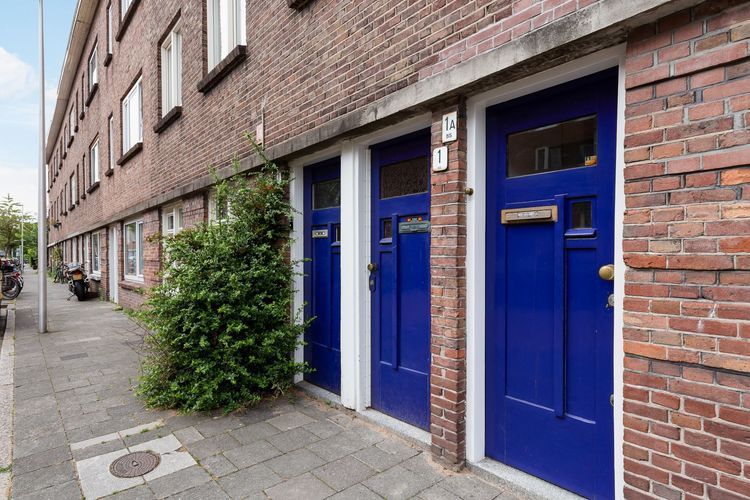 Minahassastraat 1-BSA Photo 1