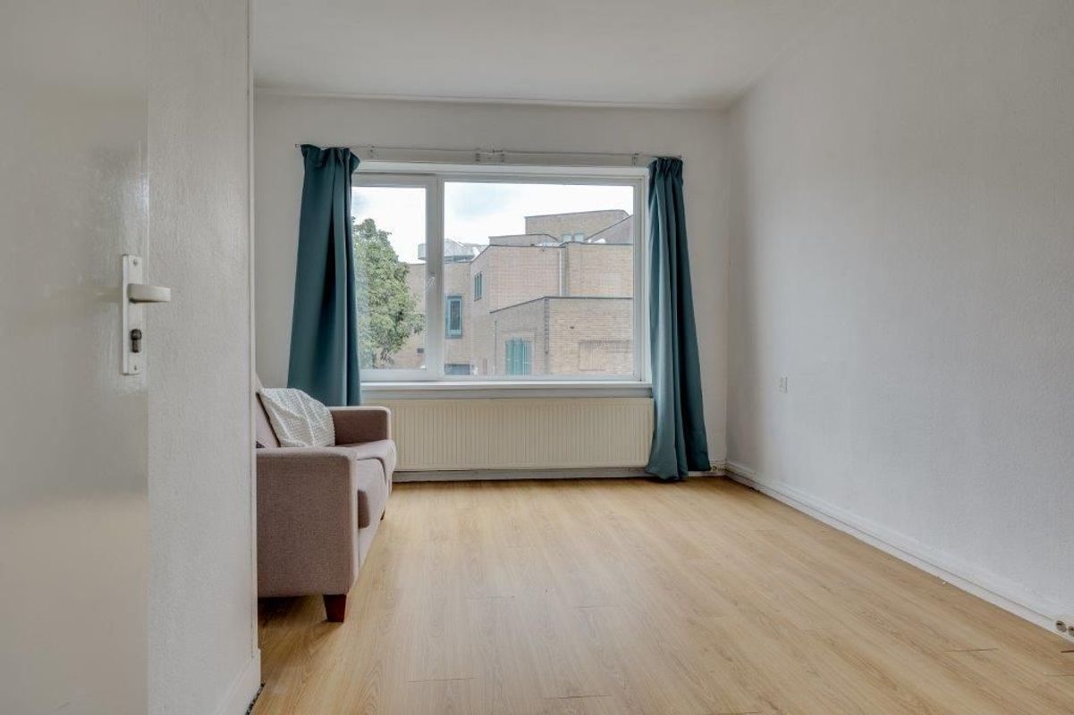 Ambonstraat 18-BS Photo Blur 3