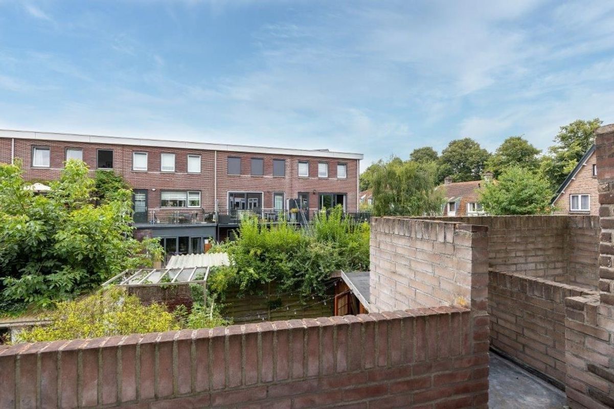 Ambonstraat 18-BS Photo Blur 9