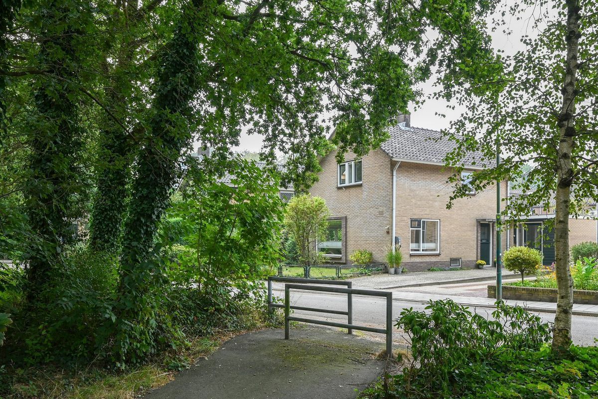 Postweg 14 Photo Blur 1