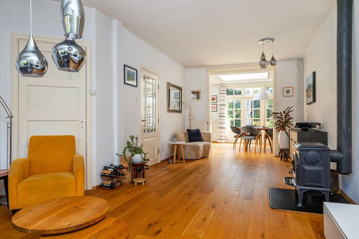 Paltzerweg 64 Photo Blur 1