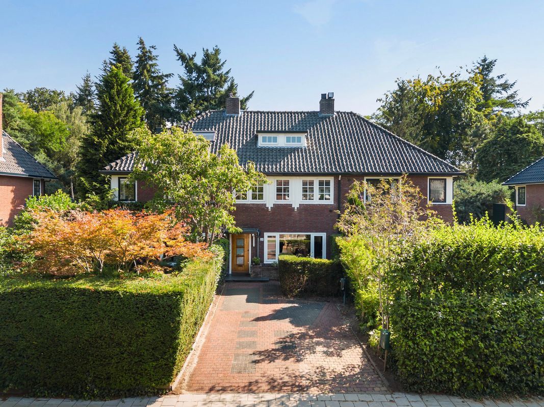 Paltzerweg 64 Photo Blur 3