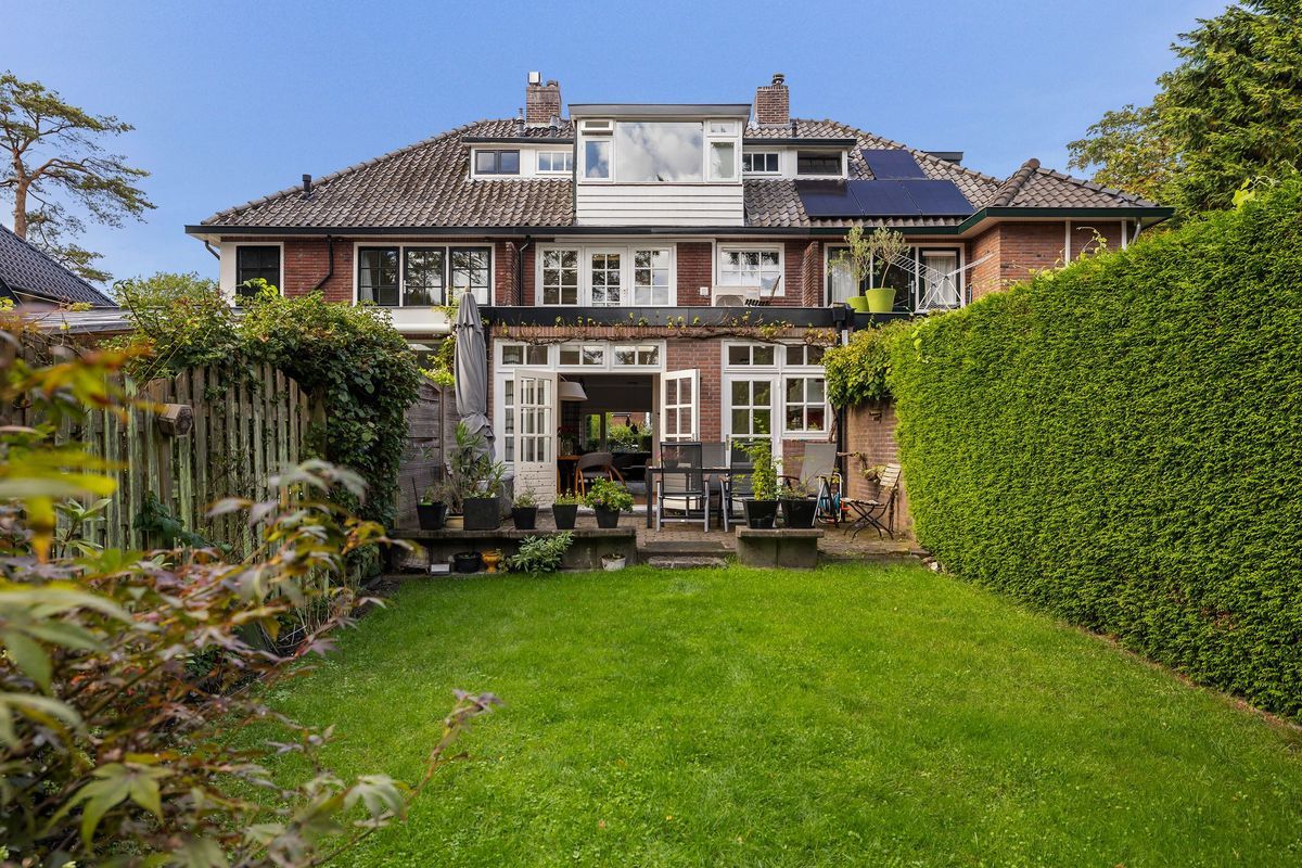 Paltzerweg 64 Photo Blur 33