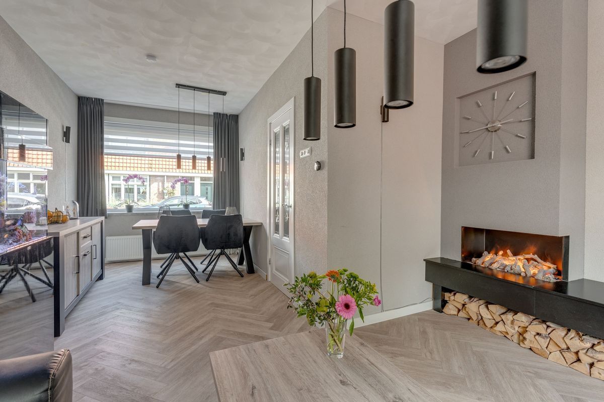 Merwedestraat 53 Photo Blur 2