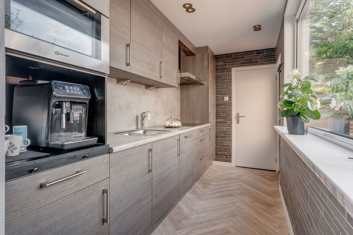 Merwedestraat 53 Photo Blur 3