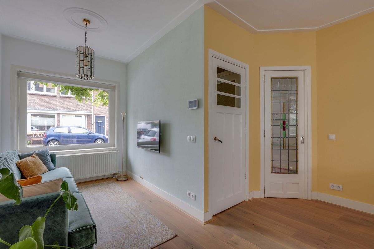 Volkerakstraat 14 Photo Blur 4