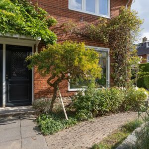 Burg v d Weijerstraat 27 Photo 2