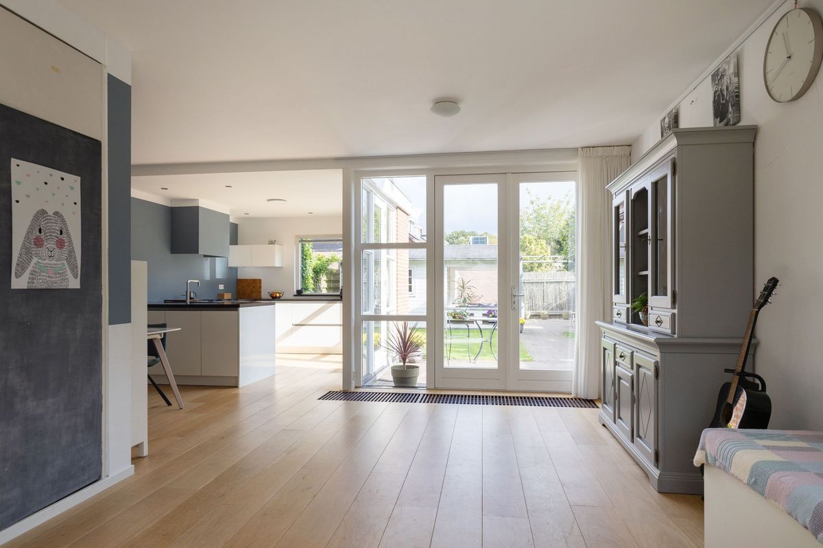 Burg v d Weijerstraat 27 Photo Blur 15