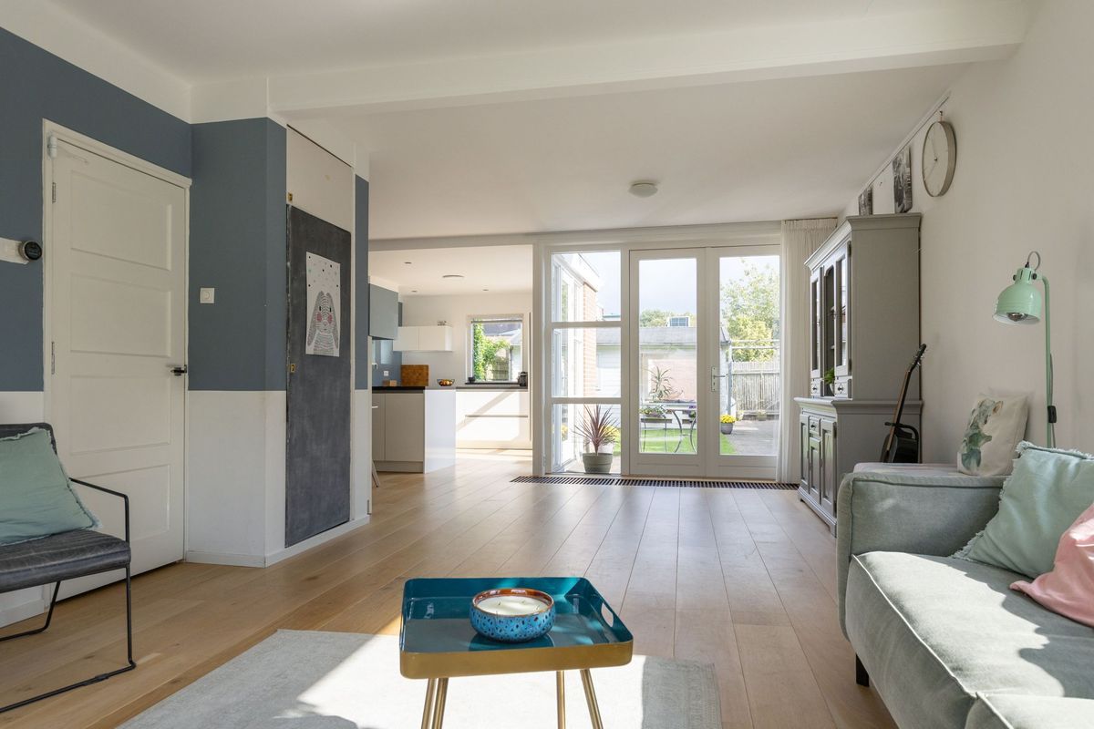 Burg v d Weijerstraat 27 Photo Blur 14