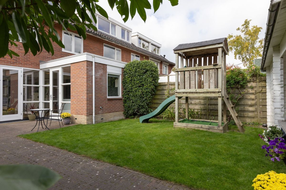 Burg v d Weijerstraat 27 Photo Blur 34