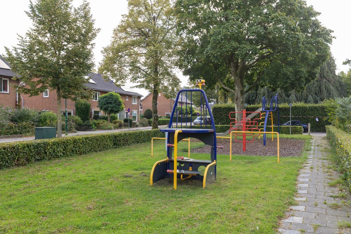 Burg v d Weijerstraat 27 Photo Blur 54