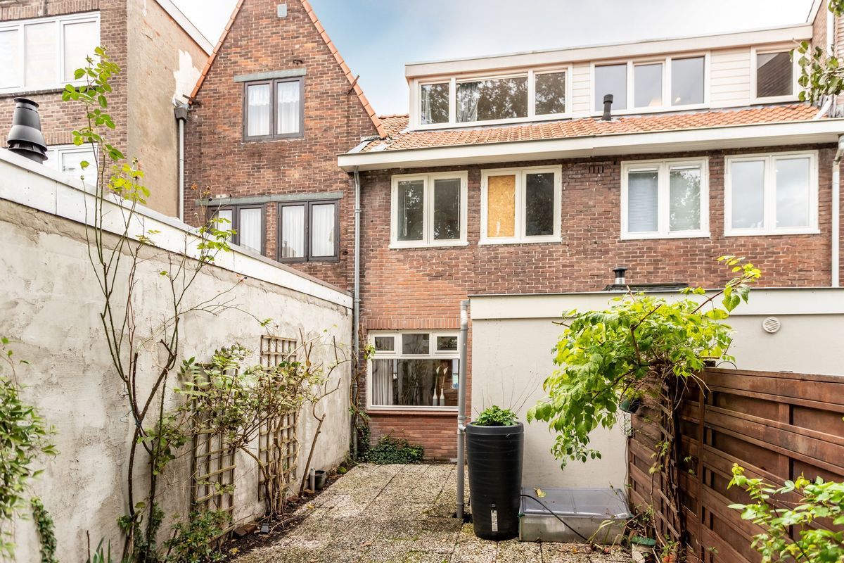 St.-Bonifaciusstraat 5 Photo Blur 30