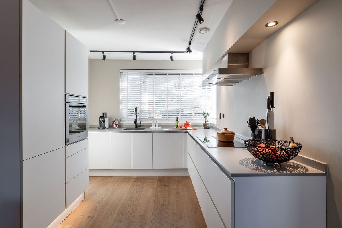 Helsinkilaan 19 Photo Blur 2