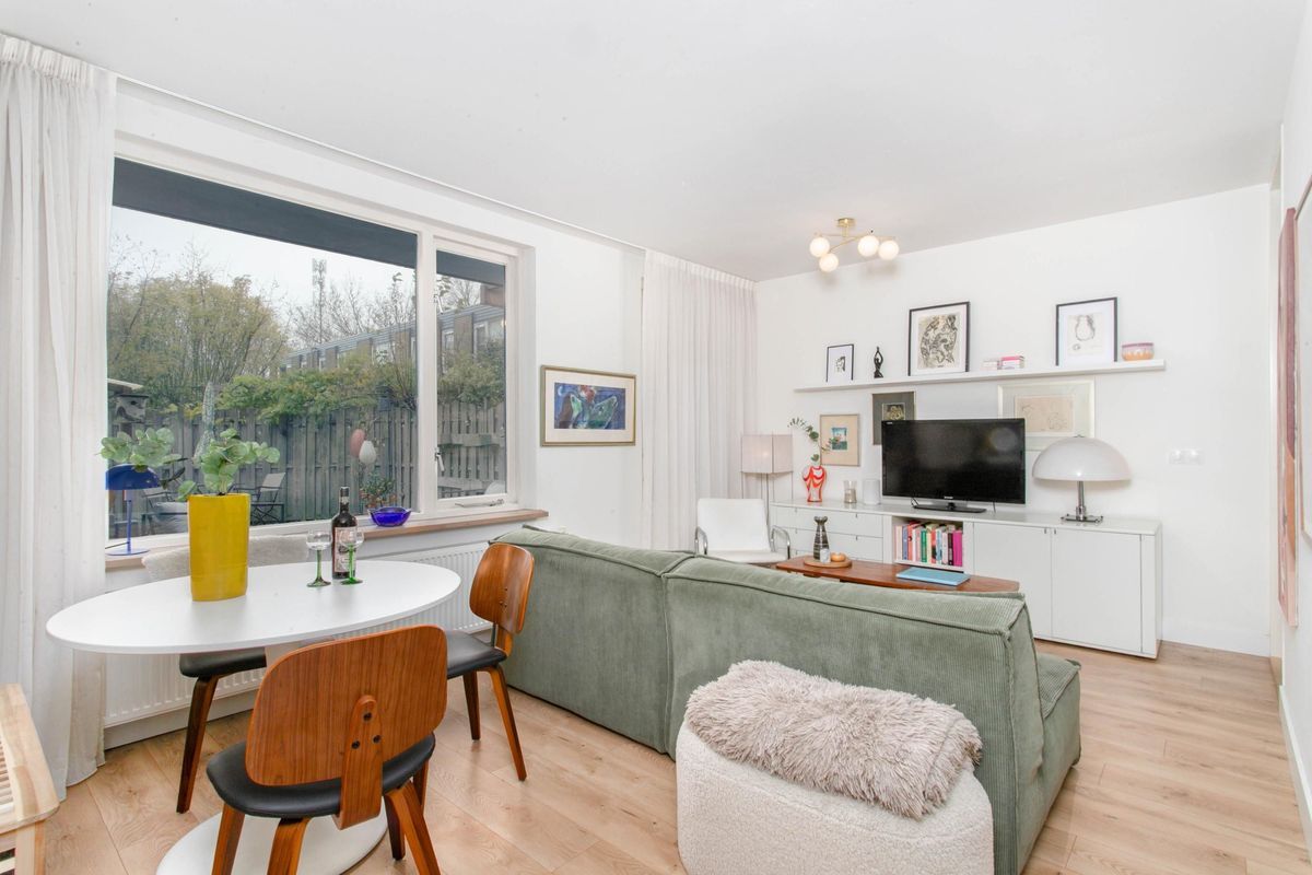 Jungfrau 83 Photo Blur 6