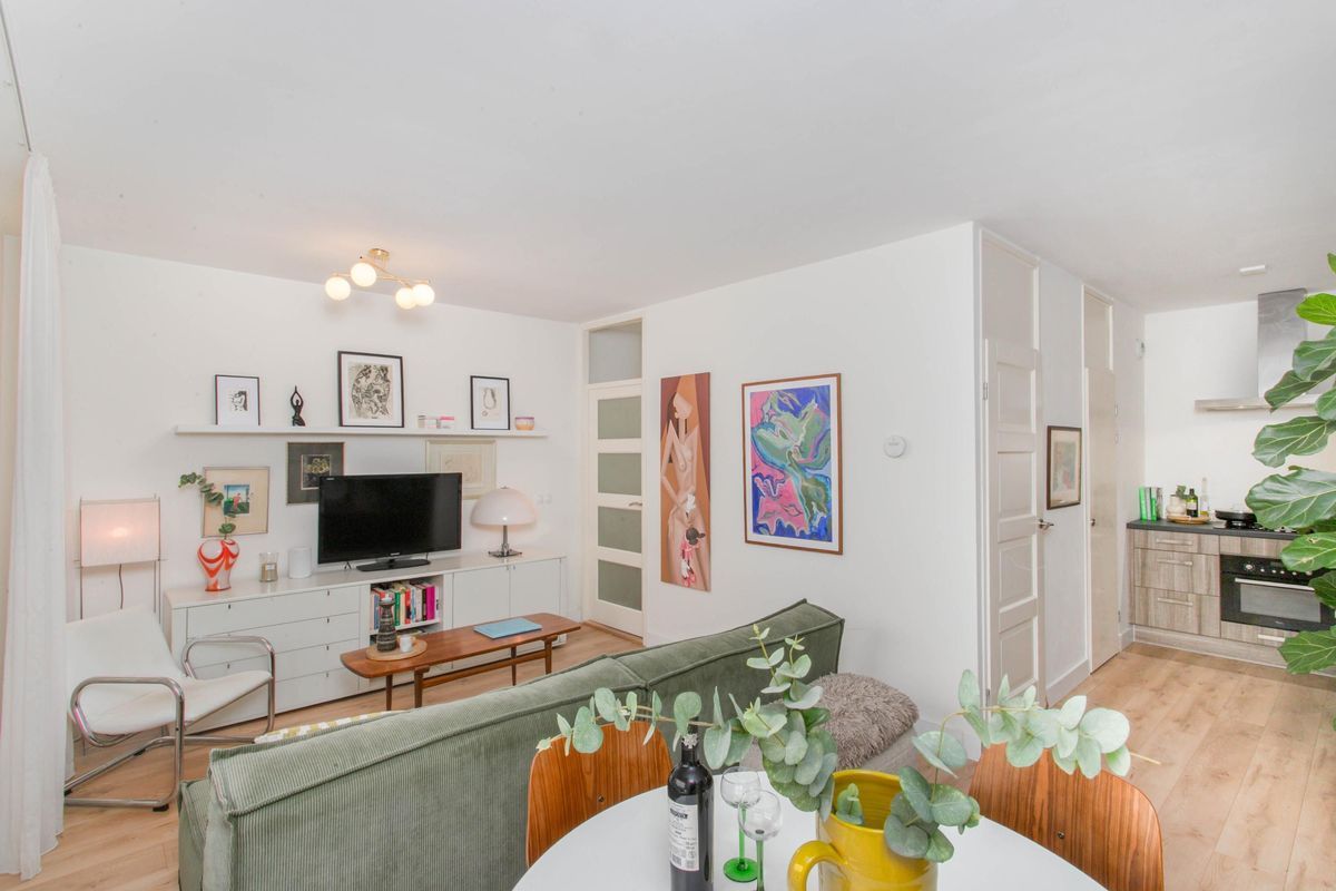 Jungfrau 83 Photo Blur 0