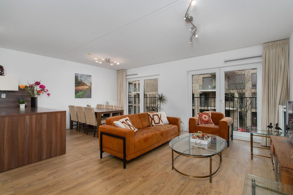 Miles Davisstraat 167 Photo Blur 4