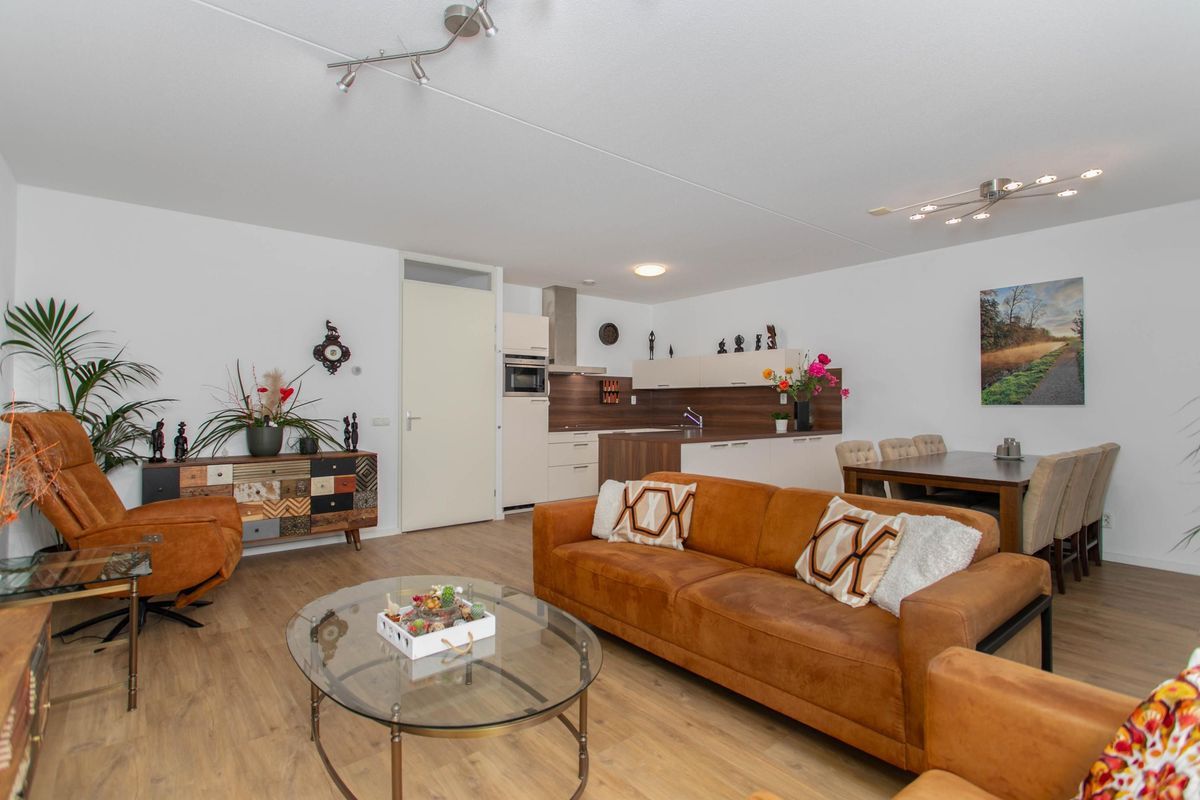 Miles Davisstraat 167 Photo Blur 5