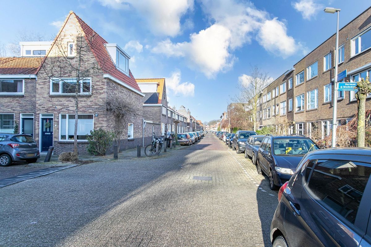 Werner Helmichstraat 19-A Photo Blur 22