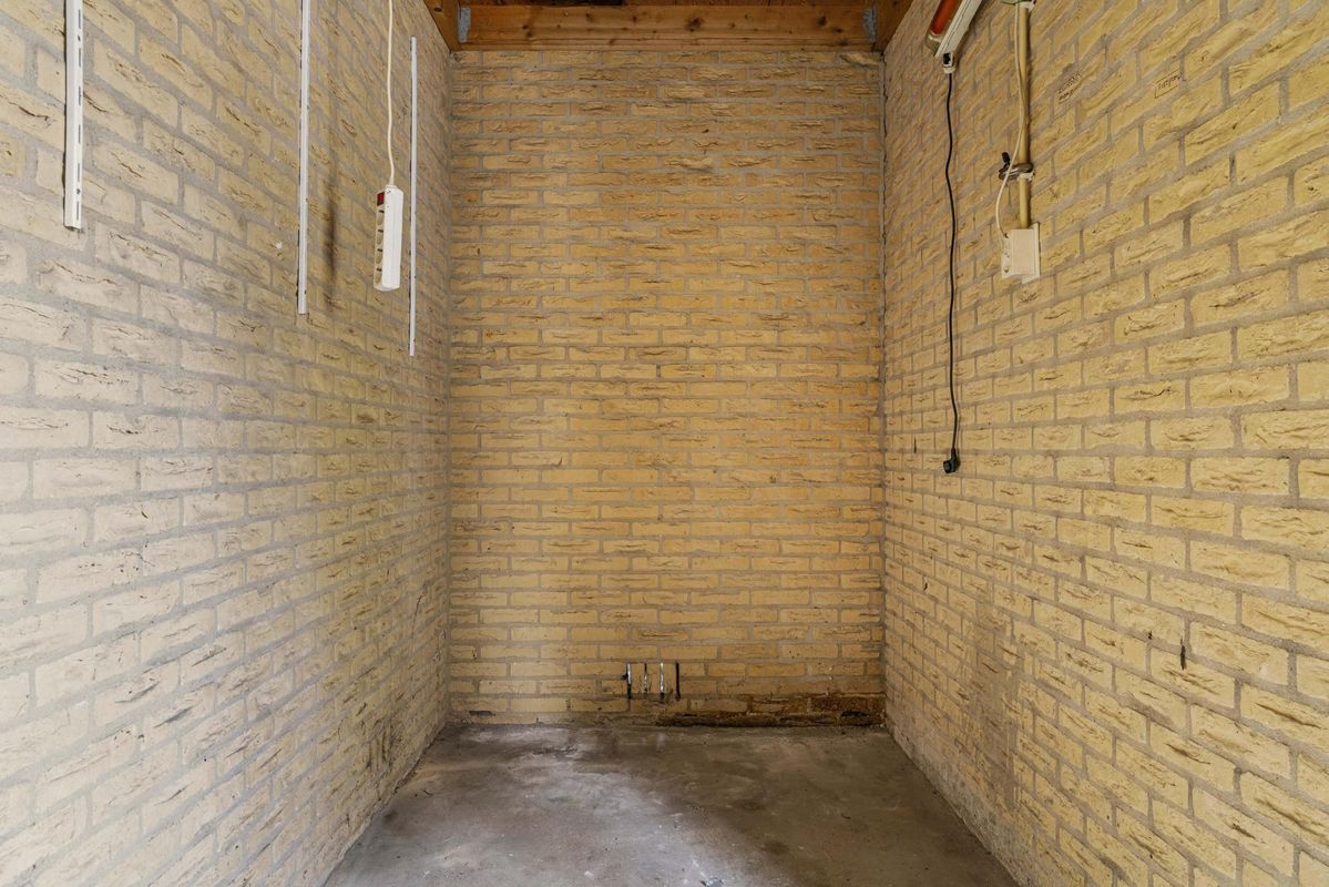 Bertha von Suttnerlaan 18 Photo Blur 30