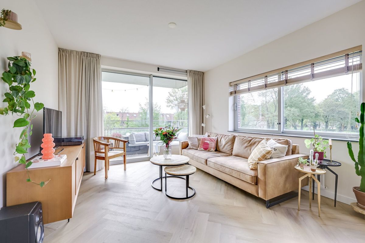 Royaards van den Hamkade 221 Photo Blur 13