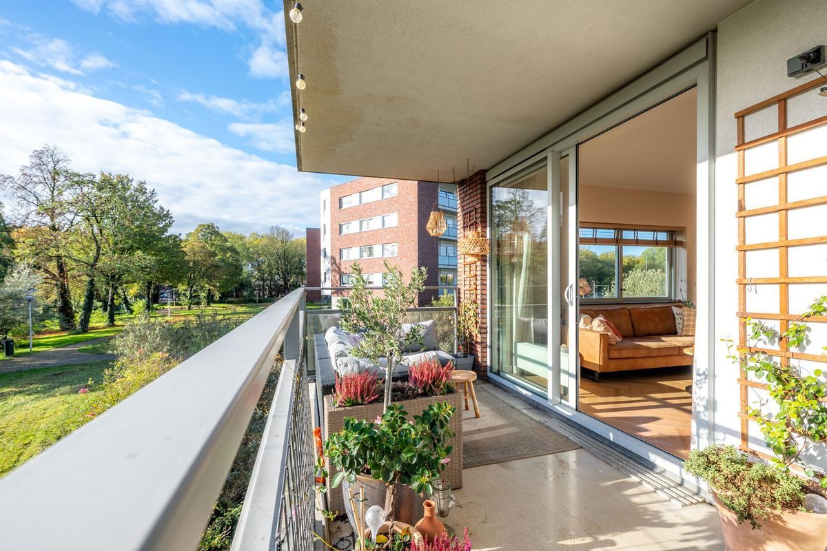 Royaards van den Hamkade 221 Photo Blur 16