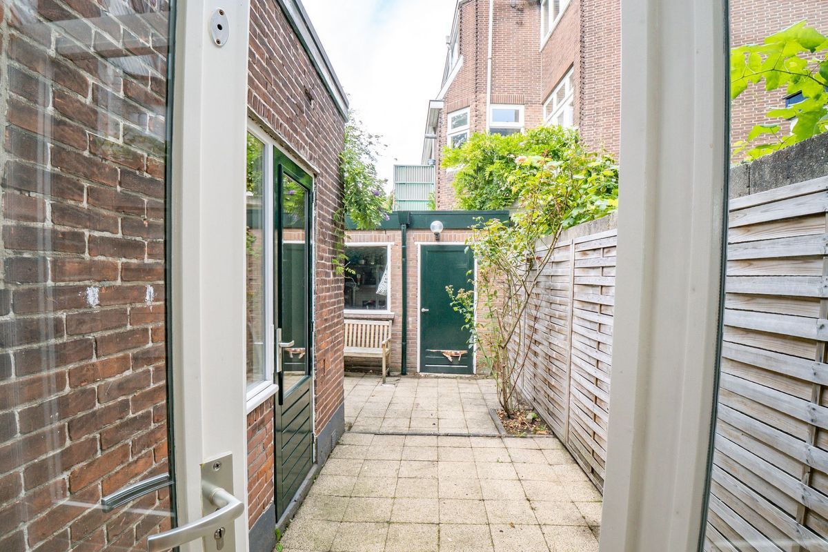 Van Lennepdwarsstraat 3 Photo Blur 7