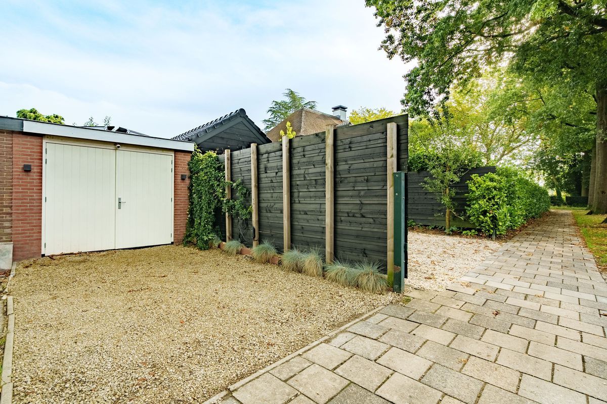 Frank van Borselenlaan 29 Photo Blur 24