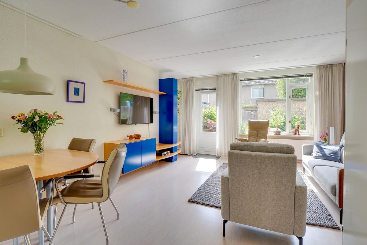 Chathams 38 Photo Blur 2