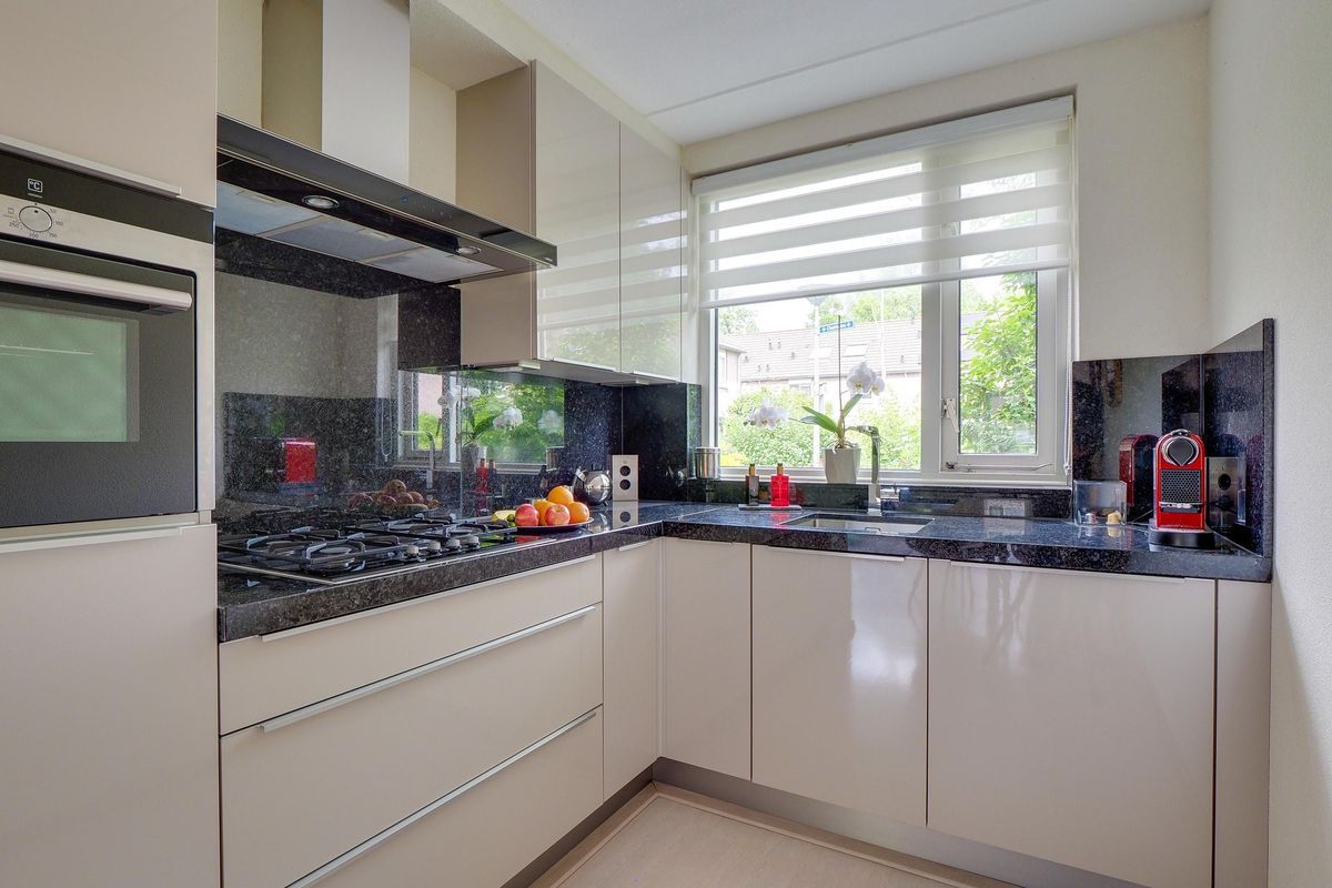 Chathams 38 Photo Blur 4