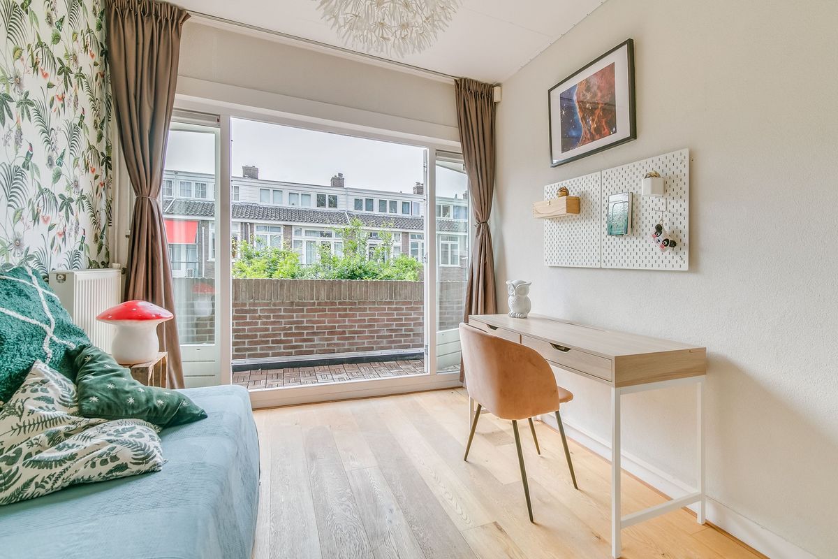 H.J. Schimmelplein 48 Photo Blur 30